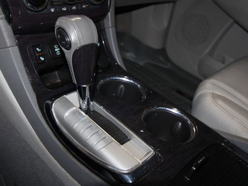 Used 2015 Buick Enclave Leather image 16