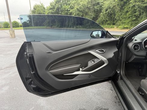 Used 2023 Chevrolet Camaro LT RWD image 16