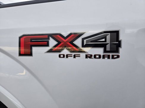 Used 2020 Ford F150 Lariat w/ FX4 Off-Road Package image 8