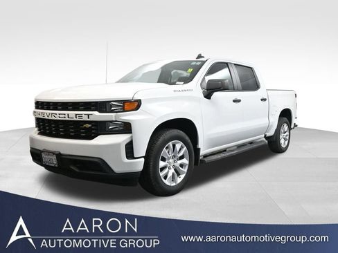 Used 2022 Chevrolet Silverado 1500 Custom image 1
