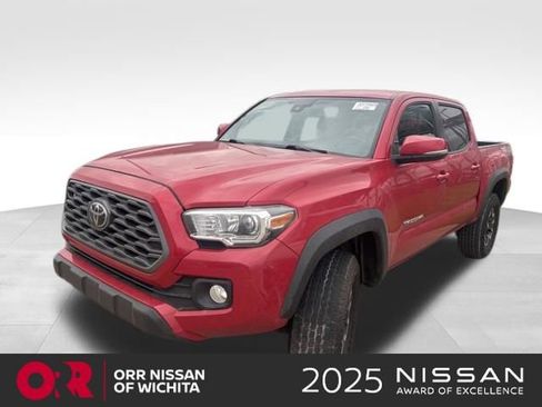 Used 2022 Toyota Tacoma TRD Off-Road w/ Technology Package AWD/4WD image 1