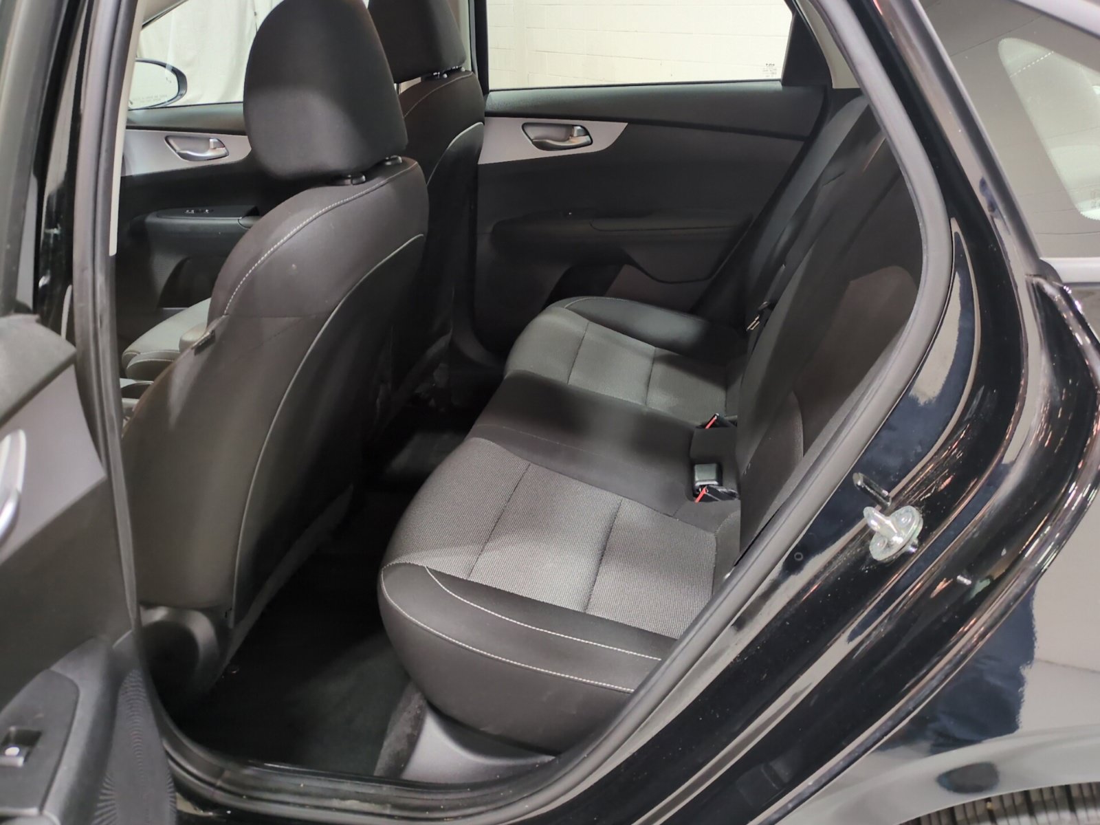 Certified 2023 Kia Forte LXS w/ LXS Technology Package FWD image 12