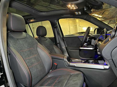 New 2026 Mercedes-Benz GLB 250 4MATIC image 13