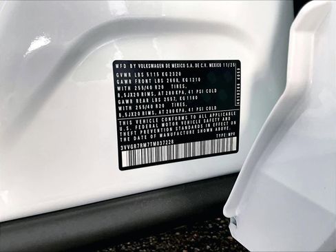 New 2026 Volkswagen Tiguan SE R-Line image 37