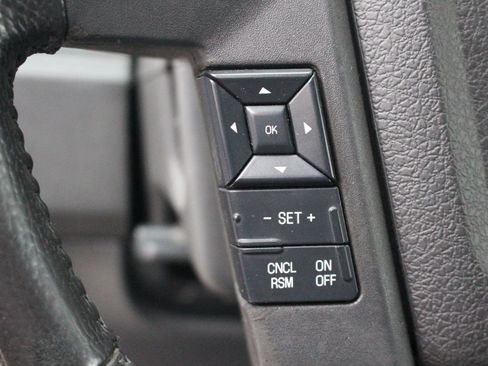 Used 2014 Ford F150 XLT w/ Equipment Group 302A Luxury image 19