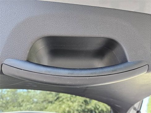 Used 2024 Kia Sportage LX image 12