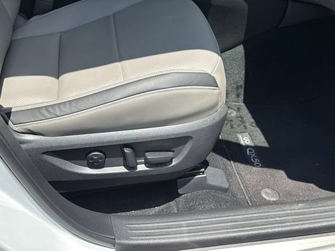 Used 2023 INFINITI QX50 Sensory AWD/4WD image 11