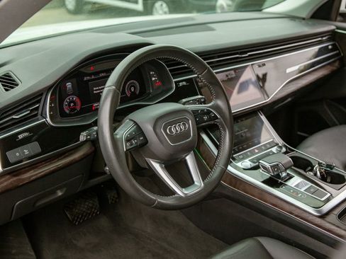 Used 2020 Audi Q8 Premium Plus w/ Premium Plus Package AWD/4WD image 10