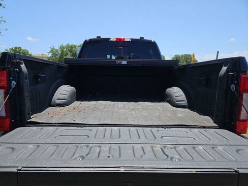 Used 2022 Ford F350 Lariat w/ Tremor Off-Road Package AWD/4WD image 5