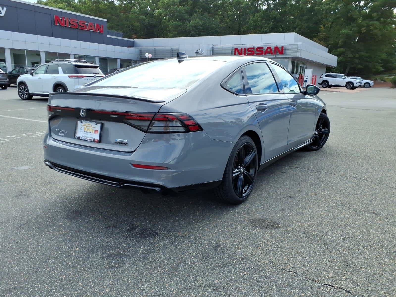 Used 2024 Honda Accord Sport image 5