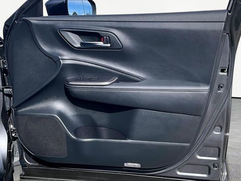 Used 2023 Toyota Crown XLE image 24