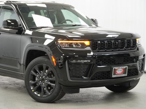 New 2026 Jeep Grand Cherokee Limited image 3
