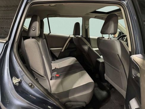 Used 2013 Toyota RAV4 XLE FWD image 27