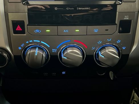 Used 2021 Toyota Tundra SR5 AWD/4WD image 11
