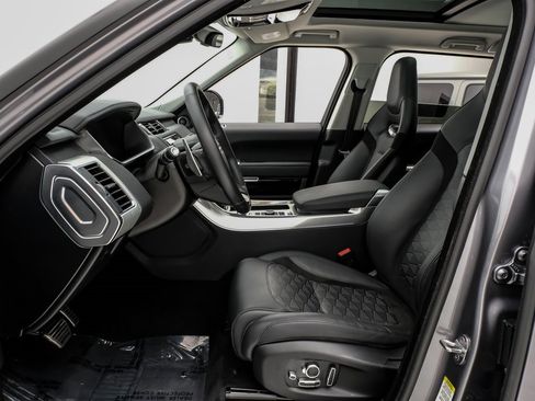 Used 2022 Land Rover Range Rover Sport SVR image 6