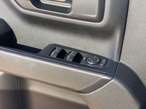 Certified 2022 Chevrolet Silverado 1500 Custom image 21