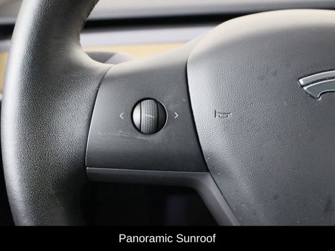 Used 2019 Tesla Model 3 Long Range image 8