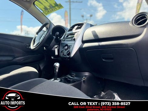 Used 2017 Nissan Versa SV image 18