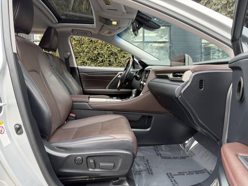 Used 2018 Lexus RX 350L FWD image 34