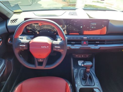 New 2026 Kia K4 GT-Line FWD image 17