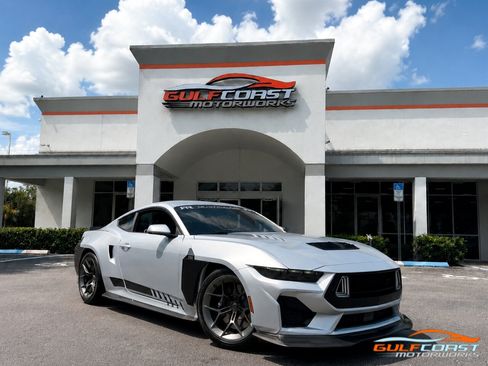Used 2025 Ford Mustang GT Premium w/ GT Performance Package RWD image 1
