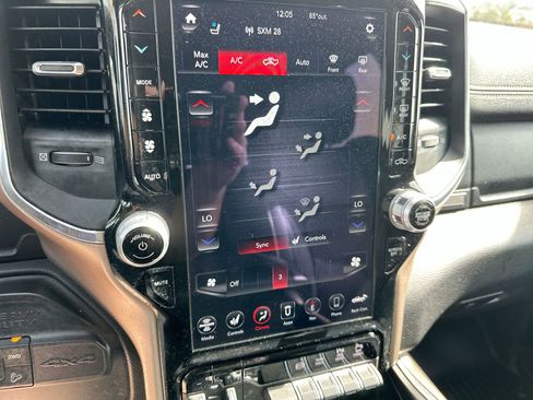 Used 2021 RAM 2500 Laramie image 19