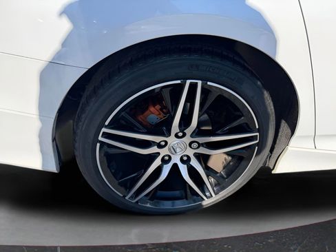 Used 2020 Honda Accord Sport image 14