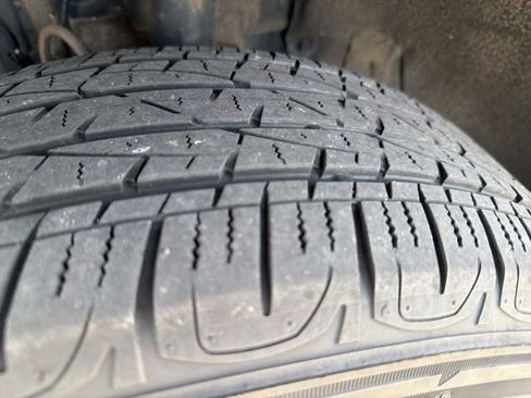 Used 2023 Toyota RAV4 XLE w/ Convenience Package image 6