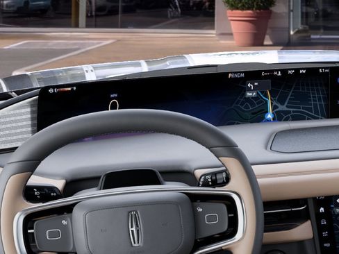 New 2027 Lincoln Navigator Black Label AWD/4WD image 13