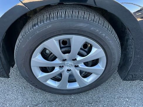 Used 2025 Toyota Corolla LE image 9