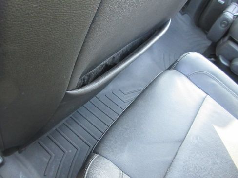 Certified 2023 Chevrolet Suburban Z71 AWD/4WD image 32