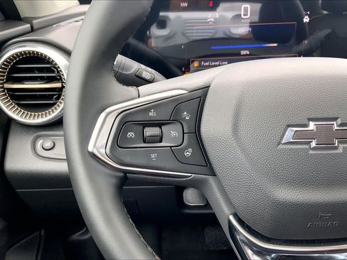 Used 2026 Chevrolet Trax ACTIV w/ Driver Confidence Package image 23