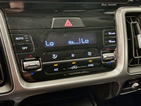 Used 2023 Kia Sorento X-Line EX AWD/4WD image 23