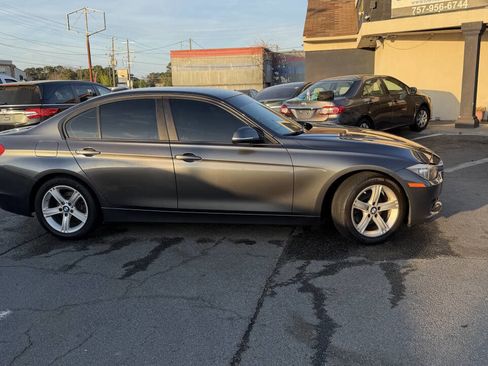 Used 2015 BMW 320i Sedan image 9