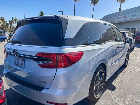 Used 2023 Honda Odyssey Elite image 6