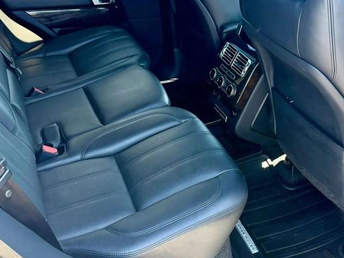 Used 2014 Land Rover Range Rover HSE AWD/4WD image 12