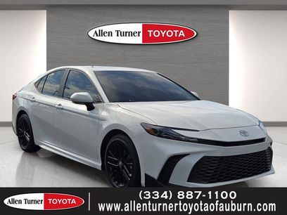 Used 2025 Toyota Camry SE w/ Multimedia Upgrade Package