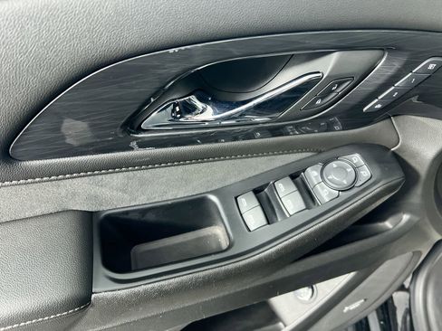 Used 2022 Chevrolet Traverse High Country image 15