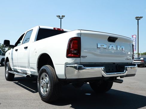 Used 2025 RAM 2500 Tradesman w/ Chrome Appearance Group AWD/4WD image 8