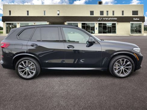 Used 2021 BMW X5 xDrive40i w/ M Sport Package image 2
