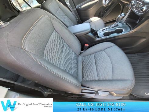 Used 2019 Chevrolet Equinox LT AWD/4WD image 15