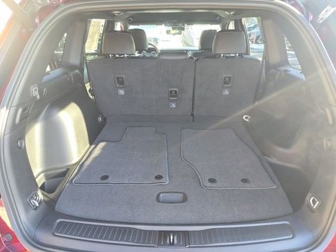 New 2025 Jeep Grand Cherokee Altitude image 26