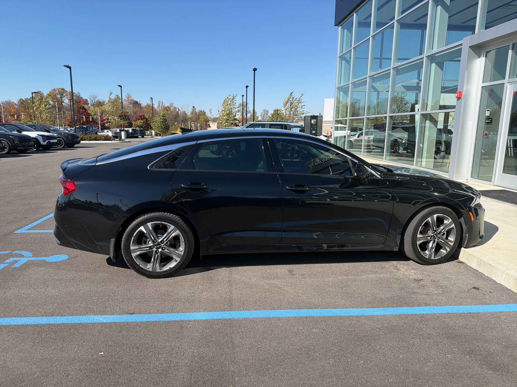 Used 2024 Kia K5 EX w/ EX Premium Package FWD image 7