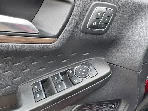 Certified 2020 Ford Escape Titanium image 15