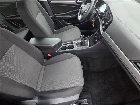 Used 2019 Volkswagen Jetta S image 19