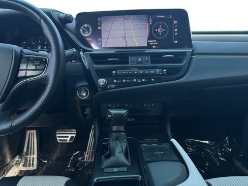 Used 2022 Lexus ES 350 F Sport FWD image 11