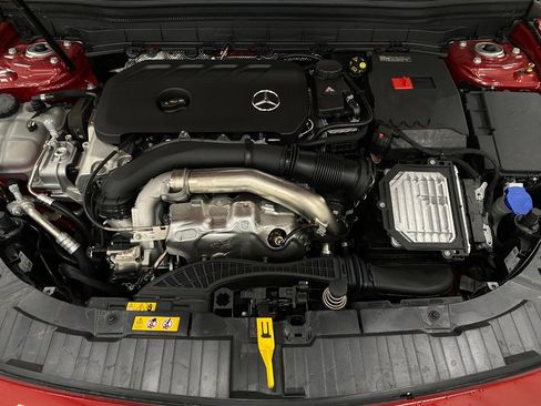 New 2026 Mercedes-Benz GLB 250 4MATIC image 11