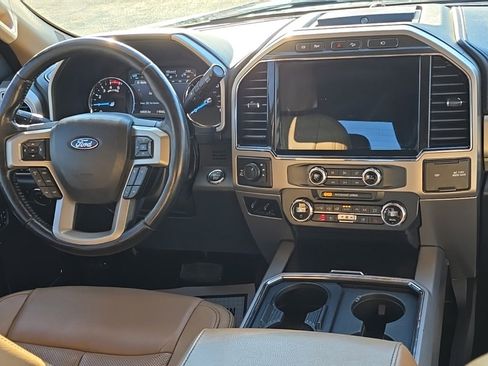 Used 2022 Ford F350 Lariat w/ Lariat Ultimate Package image 27