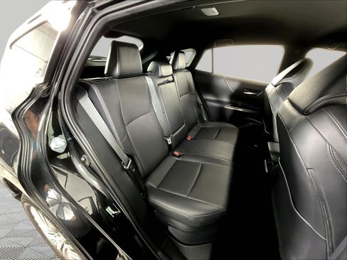 Used 2022 Toyota Venza Limited AWD/4WD image 25