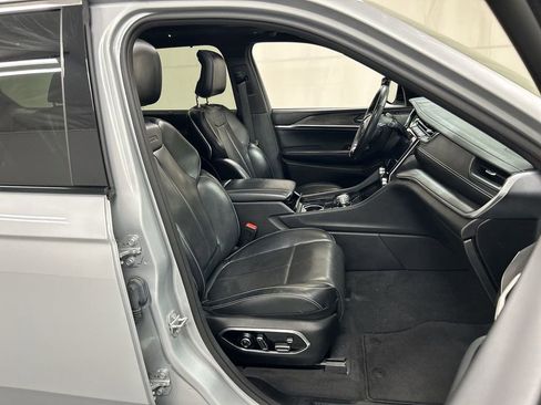 Certified 2021 Jeep Grand Cherokee L Overland w/ Advanced Protech Group III AWD/4WD image 25